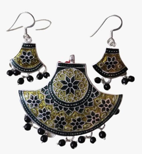 Silver Handicraft Meenakari Work Earings And Pendent Set in Light Brown